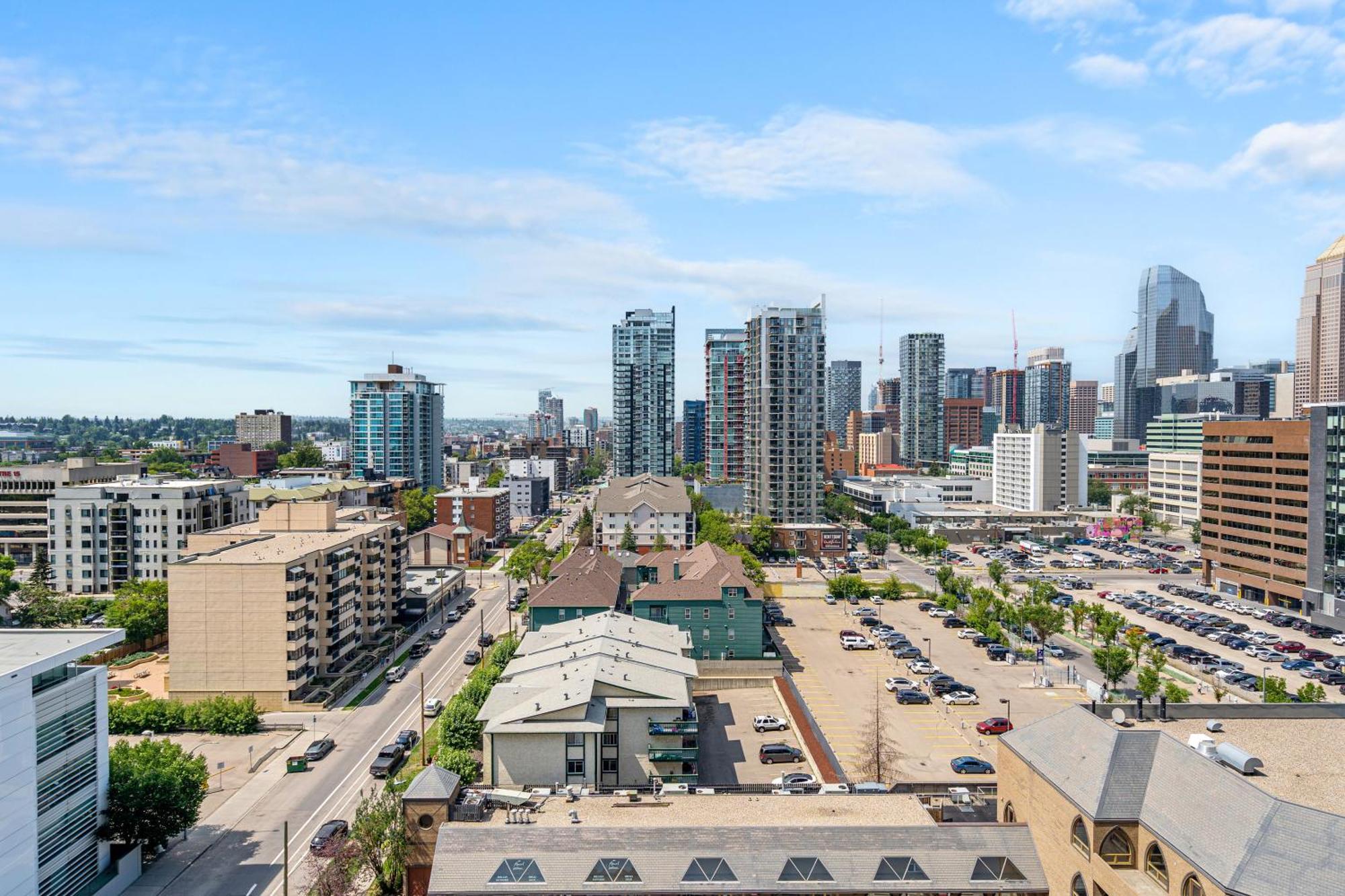 City Centre Retreat - 1Br Condo With Desk Κάλγκαρι Εξωτερικό φωτογραφία